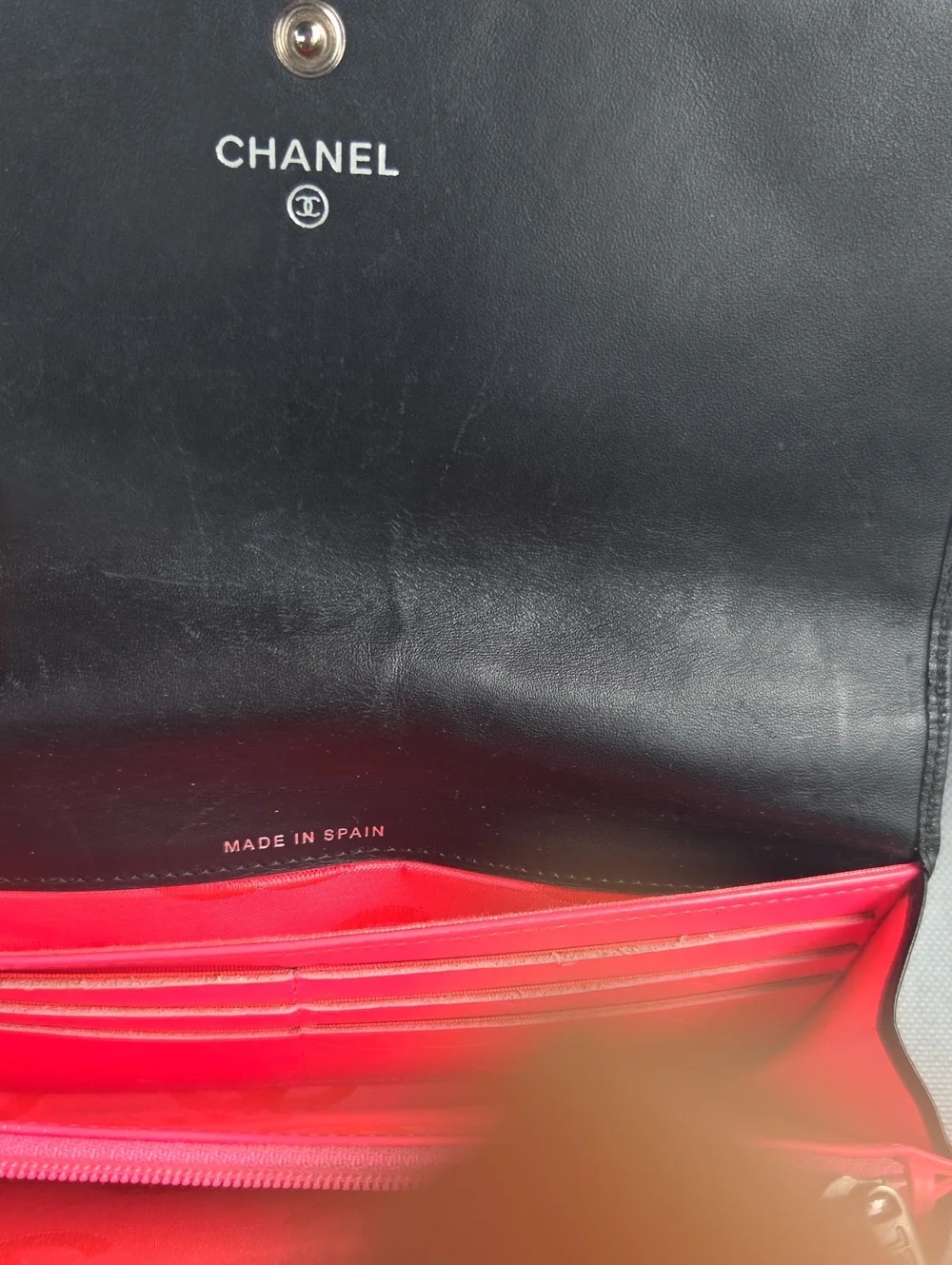 Chanel Classic Flap Wallet Quilted in Black & Pink